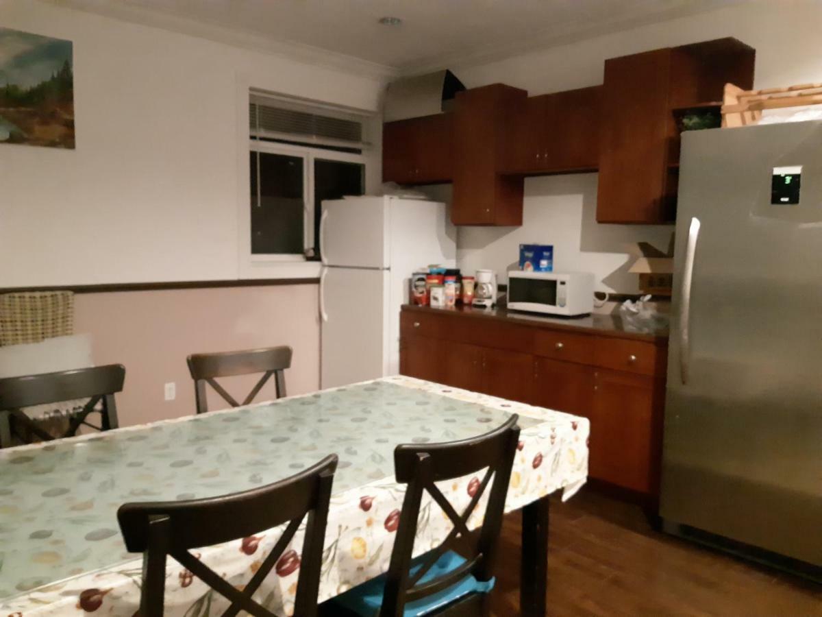 高贵林 温哥华珍妮旅馆酒店 外观 照片